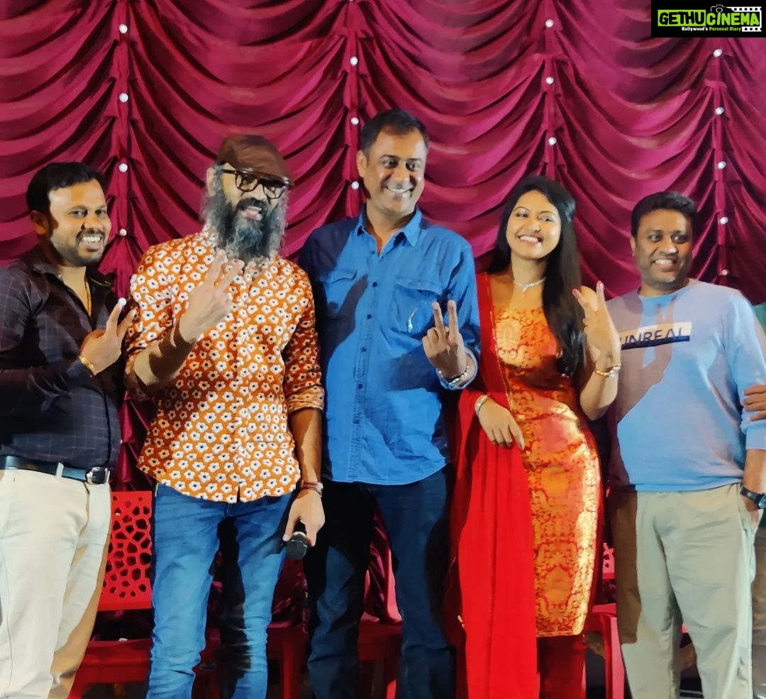 Rachitha Mahalakshmi Instagram - Mean while a small update on my 1st kannada movie "yeddhelumanjunatha 2 " ππππ All set to release.... Date to be announced soon .... Always Happy working π₯ποΈπ @directorguruprasad π€ππππ : Well u all have to wait for updates on my RANGANAYAKA movie as shoot is still going on! That's the update as of now.... Thank u πππππ