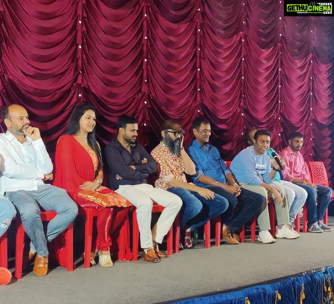 Rachitha Mahalakshmi Instagram - Mean while a small update on my 1st kannada movie "yeddhelumanjunatha 2 " ππππ All set to release.... Date to be announced soon .... Always Happy working π₯ποΈπ @directorguruprasad π€ππππ : Well u all have to wait for updates on my RANGANAYAKA movie as shoot is still going on! That's the update as of now.... Thank u πππππ