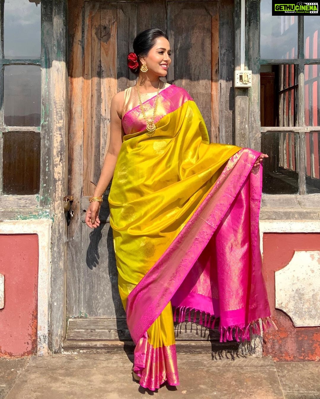 Raiza Wilson Instagram - Styling - @blueprint_by_navya_divya & @designbyblueprint Saree - @rajmahal_official Jewellery - @fineshinejewels Assistant- @swaa_thii_