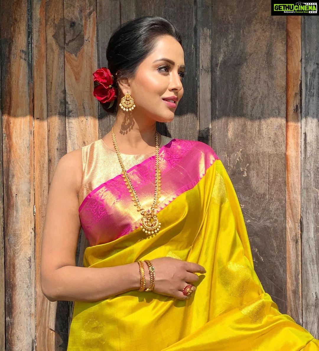 Raiza Wilson Instagram - Styling - @blueprint_by_navya_divya & @designbyblueprint Saree - @rajmahal_official Jewellery - @fineshinejewels Assistant- @swaa_thii_