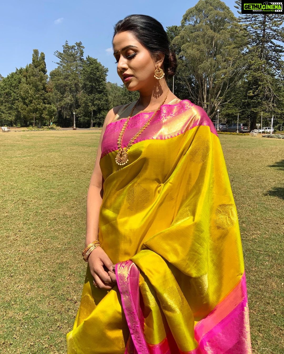 Raiza Wilson Instagram - Styling - @blueprint_by_navya_divya & @designbyblueprint Saree - @rajmahal_official Jewellery - @fineshinejewels Assistant- @swaa_thii_