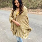 Raiza Wilson Instagram - Dusala is a brand promoting age old art of weaving pashmina shawls & stoles. This artisan driven brand is run by a woman entrepreneur Sugandha Kedia who empowers the art & women by ensuring that more than 50% of her artisans are women. @dusalakashmir