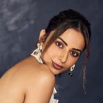 Rakul Preet Singh Instagram – Eyes have their own vocabulary 💕