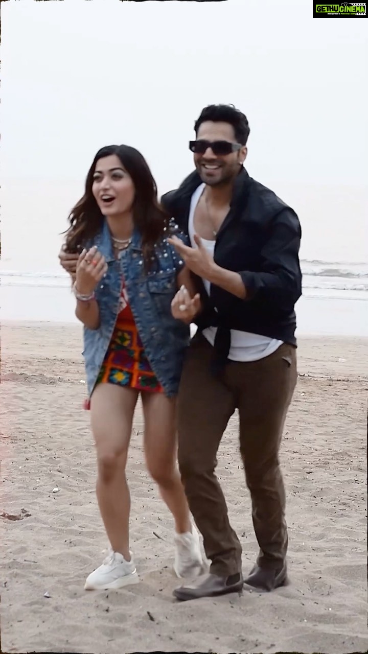 Rashmika Mandanna Instagram - Yo Habibo Something about dancing on sand