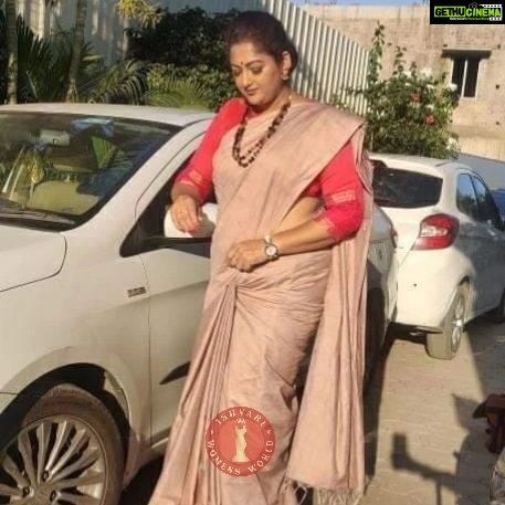 Rekha Krishnappa Instagram - Thank you so much for this elegant saree @ishvari.womens.world Browse into the page for more colours and designs . . . #sareecollections #sareedraping #sareestyle #sareelove #sareeindia #sareeonlineshopping #sareefashion #sareeaddict #sareelover Chennai, India