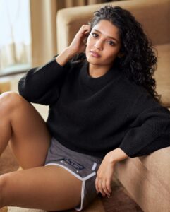 Ritika Singh Instagram - ♠️ 📸 - @raazphotography 👗 - @shimona_stalin 💄 - Meeeee