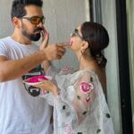 Rubina Dilaik Instagram - 💖🤞🏼 . . . . . Styled by: @ashnaamakhijani @styledbyashna Outfit: @aachho Eyewear : @vogueeyewear