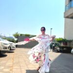 Rubina Dilaik Instagram - 💖🤞🏼 . . . . . Styled by: @ashnaamakhijani @styledbyashna Outfit: @aachho Eyewear : @vogueeyewear