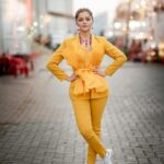 Rubina Dilaik Instagram - Today’s Mood : beaming like a sunshine ☀️ . . . . Shot by : @propixer Styled by: @ashnaamakhijani @styledbyashna Outfit: @aanchalrohra Footwear: @skechersindia Jewellery: @delicatofficial