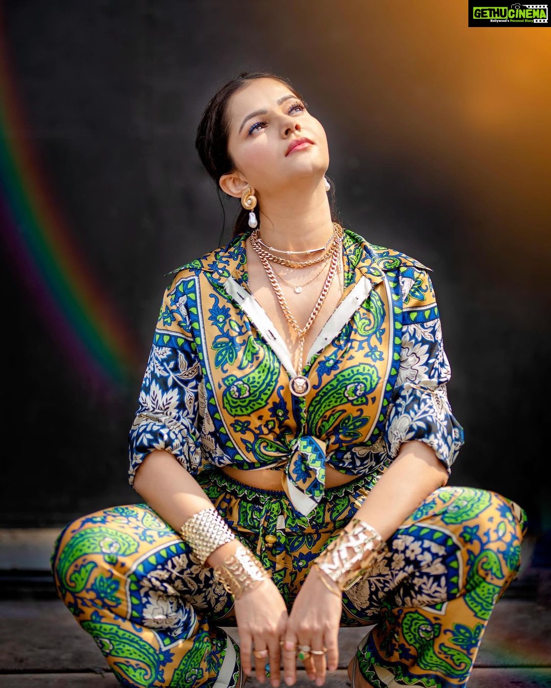 Rubina Dilaik Instagram - Looking up for more inspiration . . . . Shot by : @propixer Styled by : @ashnaamakhijani