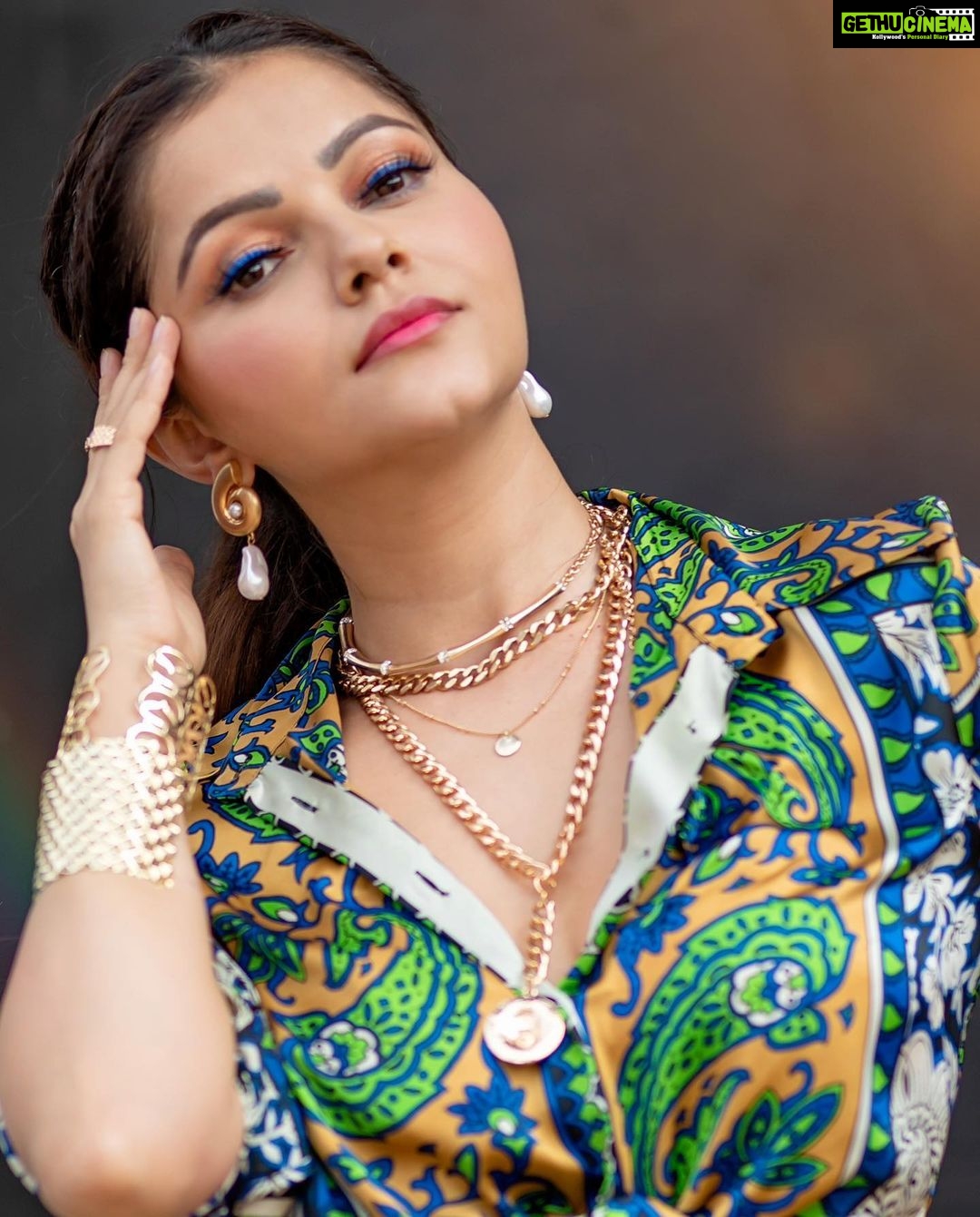 Rubina Dilaik Instagram - Looking up for more inspiration . . . . Shot by : @propixer Styled by : @ashnaamakhijani