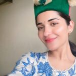 Ruhani Sharma Instagram - हैपी होली 🌹