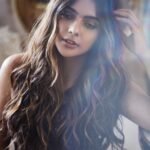 Ruhi Singh Instagram – Angel energy ✨

@shotbynuno @nishisingh_muah