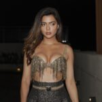 Ruhi Singh Instagram – They envy in disguise 🥸

Some close ups
Hmua @juveria_k 
Outfit @rockystarofficial 
Pics @hrishi_gharat