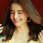 Rukshar Dhillon Instagram - Feeling the breeze of all the love you guys have given #Jugaadistan and Ruhi❤️ Thank you so so much🥰 And yes, keep it coming!