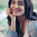 Rukshar Dhillon Instagram - Exams ho ya jugaad, dono main top karna is a piece of cake for me! Well, here’s a look at exactly what I mean! Watch #Jugaadistan, now streaming exclusively on @lionsgateplayin! Subscribe to the app now! 💪🏻💥 @ananyapanday @sumeetvyas @arjun__mathur @gopaldatt @ahsaassy_ @taarukraina @akvarious @adhaarnotacard @rohitjain_im @a_myth_25