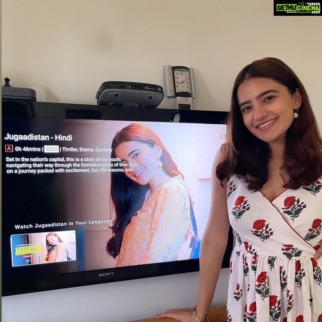 Rukshar Dhillon Instagram - From Ruhi Sada to you #Jugaadistan is yours now❤️ The smile on my face clearly says it all🥰 So happy to see myself on screen again! This show is extreme close to my heart, and like always, need your love and support for this as well. We’ve done our best to bring you a show that you can enjoy! Do watch it on @lionsgateplayin in Hindi,English,Tamil,Telugu or Bengali Love you guys❤️ Dress by- @divyadchawla