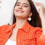 Rukshar Dhillon Instagram - Alexa! Play Beh Jaana from #Jugaadistan🎶❤️ In love with this song and the amazing response you all are giving the show! Thank you so so much🙏🏻 Love you guys❤️