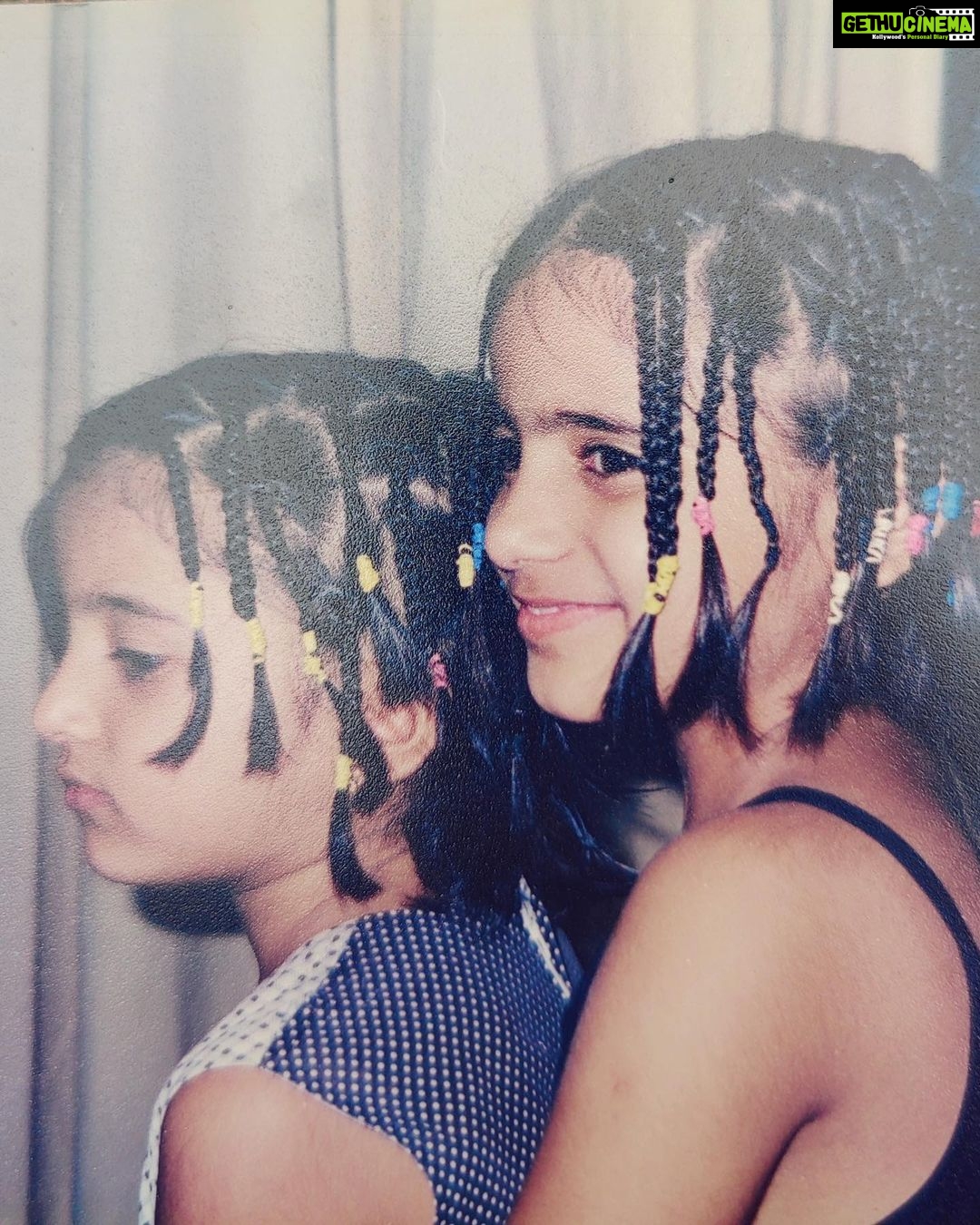 Rukshar Dhillon Instagram - Happy Birthday to my ever so graceful, pretty and loving Sistaaaa!!👭 May we keep being as savage as our braids in the picture😎And may you keep buying more and more clothes, which magically end up in my wardrobe.😉 Have the best day! Love you so so much😘❤️ #aajmeribehenkabirthdayhai 😛