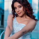 Sakshi Agarwal Instagram - Living life every second with gratitude🌟 . @ngrnandha @dhiya_makeoverartistry @countryclubofficial . #poolvibes #whitegown #pooltime #biggbosstamil #kollywood #countryclub Chennai, India