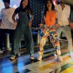 Samyuktha Hegde Instagram – To the most impromptu video of the night! No music, No practice, just some madness and some impromptu arabic kutthu

Ps: Happy 400k you guys @jodianoorabh ♥️
Thanks for seeding the idea @thestrikemeister !!!
#arabickuthu #dance #explore