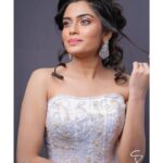 Sangeetha Bhat Instagram – Makeup –  @taiba_syed_
@thebeautysquare.in 
Hair- @taiba_syed_
@thebeautysquare.in
Outfit – @aarish_galleryofficial  @shivayaphotography  #sangeethabhat #sangeethabhatsudarshan Bangalore, India