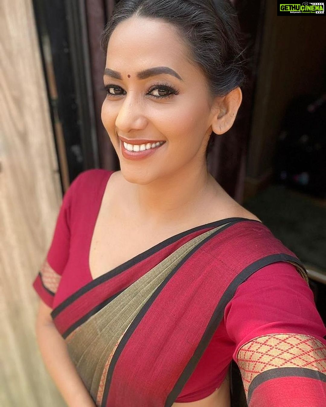 Sanjana Singh Instagram - At shooting Shooting in Hyd Mass maha raja movie sudeer raj director hero raj Tarun❤️