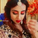 Sanjjanaa Instagram - Video Trending on @tikiappofficial , ❤️ Stitched by @athira_couture_ @nishismakeover M & H Make up products by @official_dermacol_india #tikiappofficial ❤️ Follow my favourite make up brand #dermacol on insta @official_dermacol_india , also Use my code DCSANJU on www.dermacolindia.in and avail a super discount .. ❤️