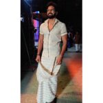 Santhosh Prathap Instagram - #cwc3 @vijaytelevision Costume designer @radikadesignerandmua Assistant @balaa1981 Hair @riwaz_lama #realityshow #tamil #cwc #cookwithcomali #entertainment #vijaytv #grateful #laughteristhebestmedicine #santhoshprathap #outfitoftheday #customized #2022 EVP Film City