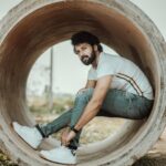 Santhosh Prathap Instagram - “Freedom means the opportunity to be what we never thought we would be.” - #danieljboorstin Photography @raghul_raghupathy Cinematography @sinty_boy Retouch @siva_retouch #actor #cwc #tamilcinema #kollywood #photoshoot #model #flyhigh #yolo #grateful