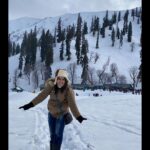 Sanusha Instagram - Consciously choose to have a happy life 😍 (Framing this one) !! #love #happy #girl #letsgetbacktothosedays #kashmirdays #ahhthosemountains