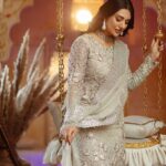 Sarah Khan Instagram – I’m totally in love with this stunning collection by @serene_premium De Luxe.

Visit their website to book your orders now!
www.imroziapremium.com
@serene_premium @linkingmedia

#serene #serenepremium #clothingpakistan #stitched #unstitched #newcollection #sarakhan #linkingmediapr