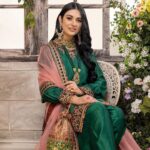 Sarah Khan Instagram - SAPNAY is out now @falakshabir1 @meeras.ns