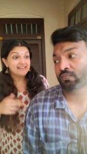 Saranya Mohan Instagram - അലമ്പിന് ഗോൾഡ് മെഡൽ ഷെയർ ചെയ്ത രണ്ടെണ്ണം 🥲🙏 @swami_bro
