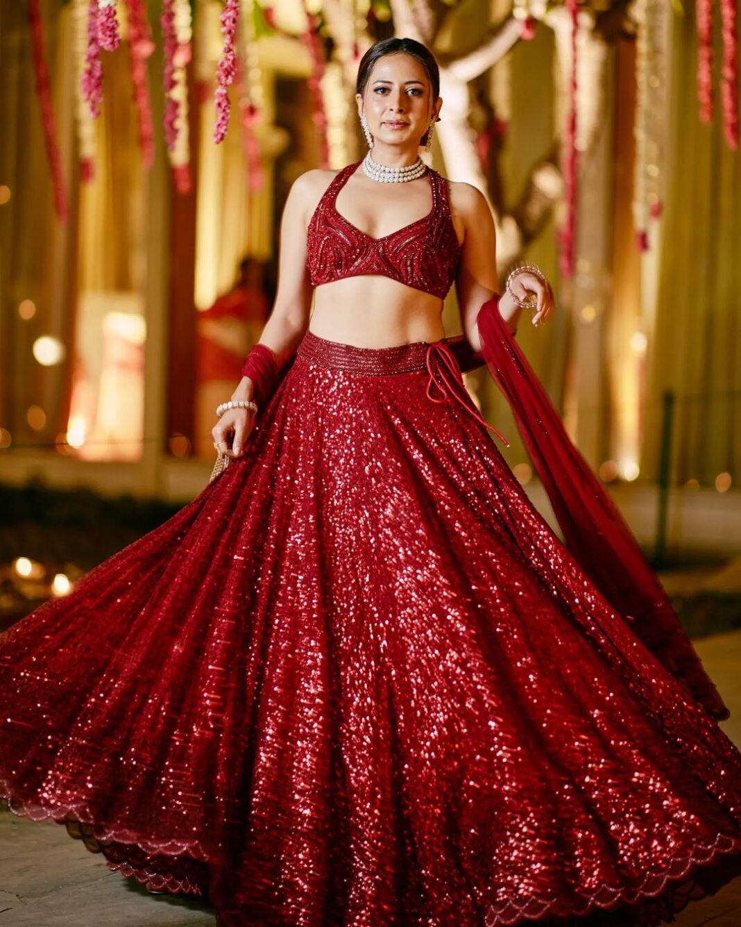 Sargun Mehta Instagram - Is red my colour ?? Wearing - @sawangandhiofficial Styled by - @d_devraj 📸 @farazdaksaifuddin
