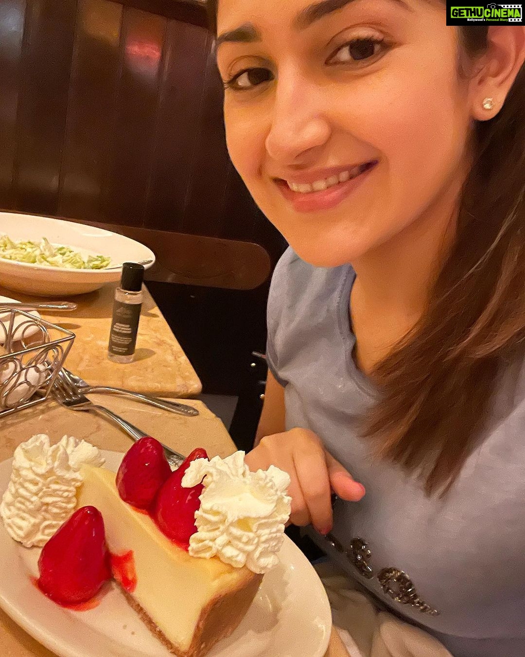 Sayyeshaa Saigal - 221.3K Likes - Most Liked Instagram Photos