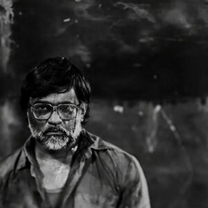 Selvaraghavan Instagram - #saanikaayidham 
@thatswatitis 
@keerthysureshofficial 
@yamini.yagnamurthy
@siddarth1786
@kunaldaswani