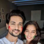 Shakti Arora Instagram - Happy Holi Everyone!!🎨🎨 Pehli Holi ek saath se iss Holi tak, kuch cheezein kabhi nahi badalti. #SmartJodiWaliHoli Is ravivaar raat 8 baje, @starplus