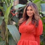 Shamita Shetty Instagram - Smile , Sparkle and Shine ✨🥰 Outfit by - @dziinebydeepa @viralmantra #prettyvibe #ShamitasTribe #dayout #colouroftheday #girlpower