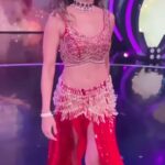 Shamita Shetty Instagram – Watch me enjoy the festival of colours only on Colors tomorrow 12 pm and 6 pm 💙💜❤️🧡💚
.
.
.
.
#perfomance #dance #colours #colors #festivalofcolors #sizzle #events