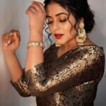 Shamna Kasim Instagram - 100 days function #akanda #telugumovie Costume : @t.and.msignature Jwellery: @mangatraineeraj Hairstylist: @hairartistpoojagupta Pics : @photography_by_chandu Final edit: @v_capturesphotography Personal staff: @bhanu.reshma.90