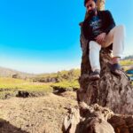 Shanthanu Bhagyaraj Instagram – #ootakamund Vibes 🤩
ஊட்டி வரை உறவு 😍

Pc : @themugenrao @sakthii___ @theabishekkumar 

#ooty #ootydiaries #ootytrip #shooting #bts #preshoot #photoshoot #instagood #instagram #insta #instadaily #instapost 9th Mile View Point & Shooting Point