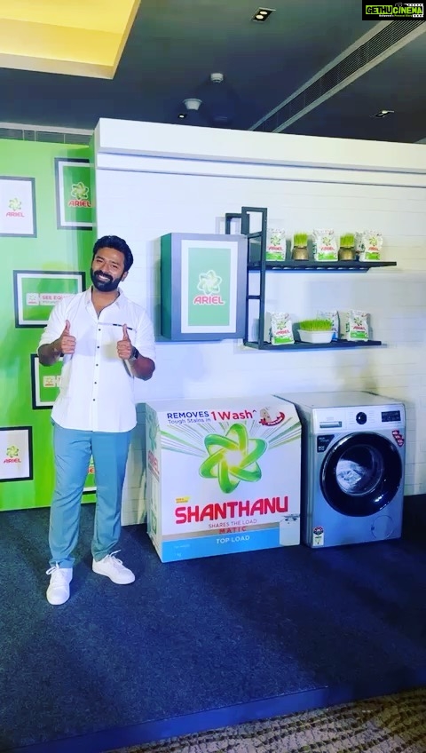 Shanthanu Bhagyaraj Instagram - It was amazing to join @ciby.chandran to talk about gender equality at home as part of #sharetheload movement by @ariel.india 👍🏻 We also inaugurated the special edition customized name-change packs – see my name right up on Ariel’s Matic pack! This year, #ariel is touching a very important reality – if men can share the load of household chores with other men, why not with their wives? We did some fun chores at the event, and I hope that all of this can spark conversations between couples and make them realise the inequality. Let’s take the first step to see equal. When we #SeeEqual, we #sharetheload #ad