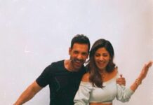 Shilpa Shetty Instagram - The reunion we didn’t know we needed 🥳💃🏻🕺😋 @filmy.mirchi . . . . . . #reelitfeelit #reelsinstagram #explore #shutupandbounce #friends #instagramreels #shapeofyou #PintolaShapeOfYou