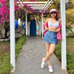 Shraddha Das Instagram - Of course, I don’t know how to act my age. I’ve never been this age before! Happy Birthday to me🥳 📸 @mumbaiphotowala & @snehzala Styling: @artbyavnee @bistrovagator #birthday #goa #vagator #pink Bistro Vagator