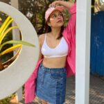 Shraddha Das Instagram - Of course, I don’t know how to act my age. I’ve never been this age before! Happy Birthday to me🥳 📸 @mumbaiphotowala & @snehzala Styling: @artbyavnee @bistrovagator #birthday #goa #vagator #pink Bistro Vagator