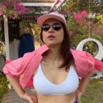 Shraddha Das Instagram - Beginning birthday week like😎 At @bistrovagator With my extremely sporting friend @mumbaiphotowala 🤣 Inspired by @welcometogauthamcity 🤩 #goa #birthday #vagator #birthdayweek #bistrovagator #reelsinstagram #reeltoreel #reelitfeelit #shraddhadas #nmrk Bistro Vagator