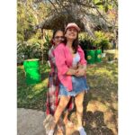 Shraddha Das Instagram - Could I be any happier?! 😃 Thank you @gouriepatil @snehzala , @mumbaiphotowala , @amanjaitly9 , @ankit5589 , @thesharpeyeddude for this super fun and memorable birthday! @bistrovagator #goa #birthday #vagator #friendstrip Bistro Vagator