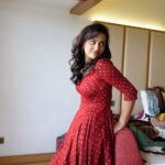 Shraddha Srinath Instagram – This girl 😘

THROWBACK GUYS THROW FRIKKIN BACK 

📸 @ranjiramesh