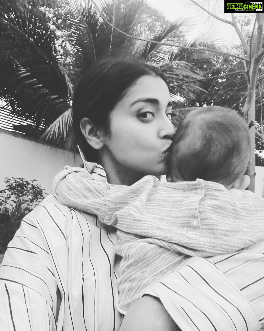 Shriya Saran Instagram - Thank you for yesterday, let’s always believe in magic . Have a beautiful day filled with memories you will always be grateful for . #hyderabad @deepti_rinks